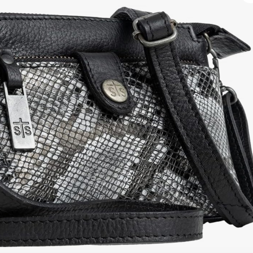 NWT - Santana Willa Crossbody by STS